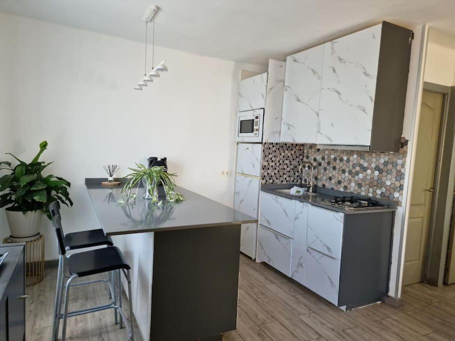 Rockbeach Bungalow Costa Teguise Eksteriør bilde