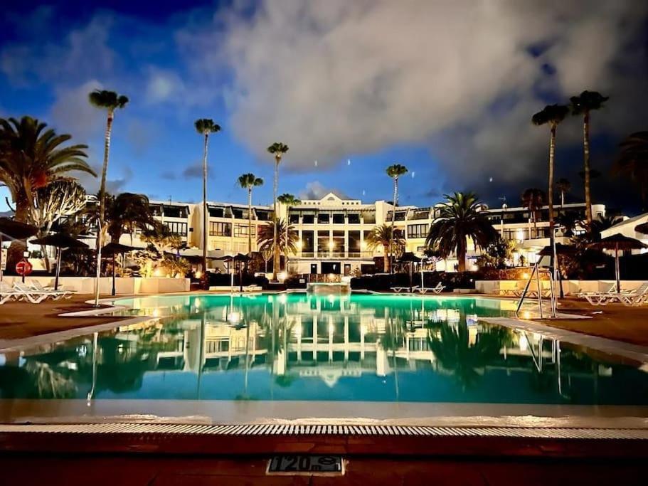 Rockbeach Bungalow Costa Teguise Eksteriør bilde