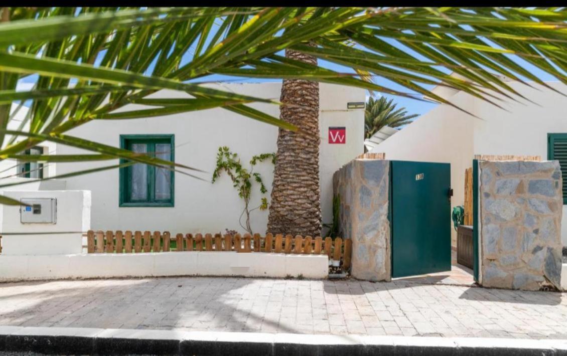 Rockbeach Bungalow Costa Teguise Eksteriør bilde